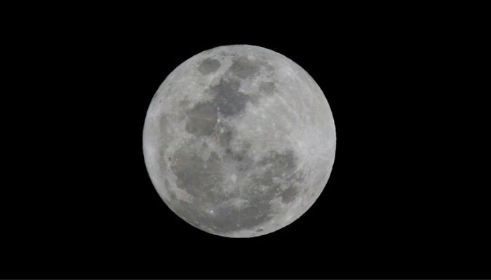  Maior superlua do ano pode ser vista nesta quinta-feira 